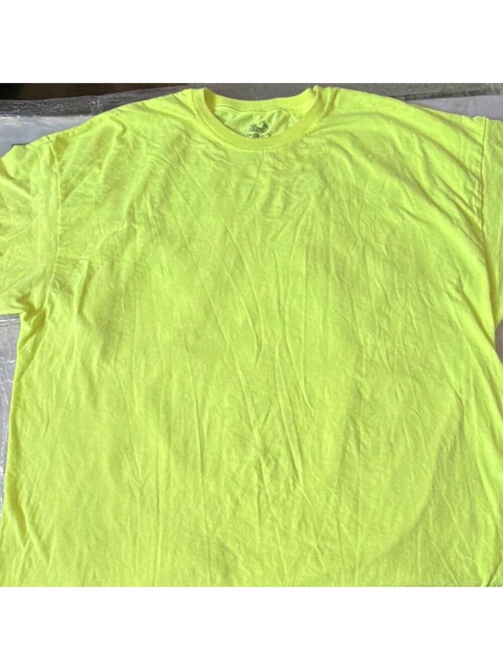 Fruit of the Loom Men's Yellow and Multi Tshirt